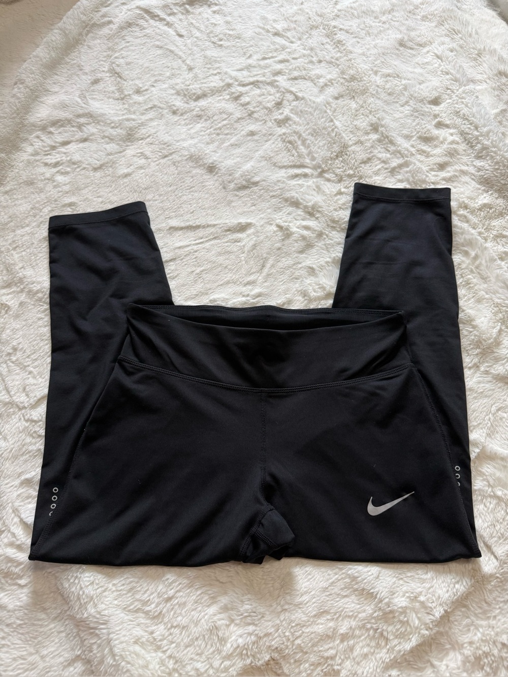 Nike Women's Fast Crop Running Tights Black Dri-FIT Crop Leggings
